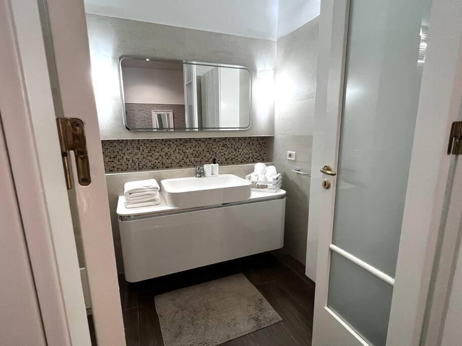 Casa Maria Apartment บารี ภายนอก รูปภาพ