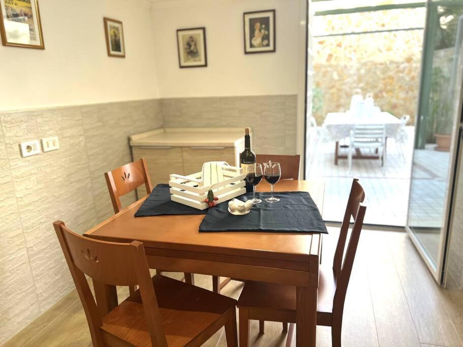 Casa Maria Apartment บารี ภายนอก รูปภาพ